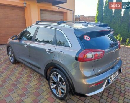 Сірий Кіа Niro, об'ємом двигуна 1.6 л та пробігом 148 тис. км за 14999 $, фото 11 на Automoto.ua
