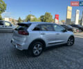 Сірий Кіа Niro, об'ємом двигуна 1.58 л та пробігом 79 тис. км за 15499 $, фото 2 на Automoto.ua