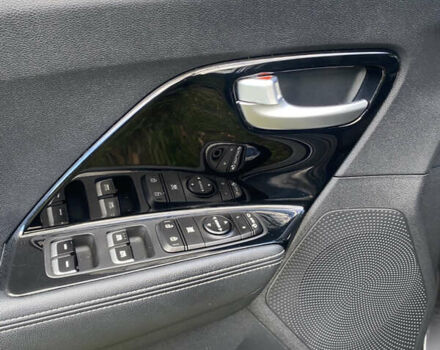 Киа Niro 2017 в Львове на Automoto.ua Серый Киа Niro, объемом двигателя 1.58 л и пробегом 110 тыс. км за 17999 $, фото 21 на Automoto.ua