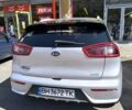 Серый Киа Niro, объемом двигателя 1.58 л и пробегом 160 тыс. км за 16700 $, фото 2 на Automoto.ua