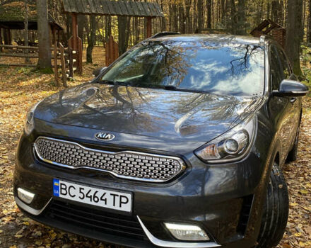Киа Niro 2017 в Львове на Automoto.ua Серый Киа Niro, объемом двигателя 1.58 л и пробегом 110 тыс. км за 17999 $, фото 11 на Automoto.ua
