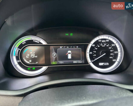 Серый Киа Niro, объемом двигателя 1.6 л и пробегом 144 тыс. км за 17300 $, фото 17 на Automoto.ua