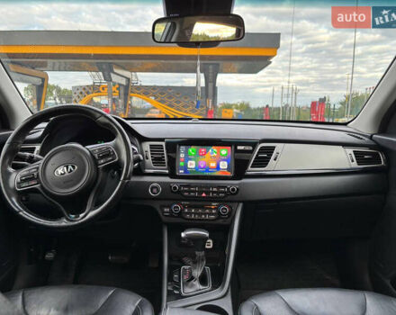 Серый Киа Niro, объемом двигателя 1.6 л и пробегом 144 тыс. км за 17300 $, фото 14 на Automoto.ua
