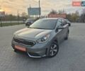 Серый Киа Niro, объемом двигателя 1.59 л и пробегом 190 тыс. км за 14700 $, фото 1 на Automoto.ua