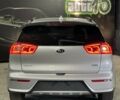 Серый Киа Niro, объемом двигателя 1.58 л и пробегом 176 тыс. км за 17800 $, фото 4 на Automoto.ua