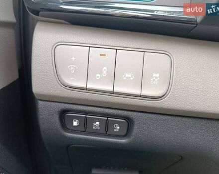 Киа Niro 2017 в Львове на Automoto.ua Серый Киа Niro, объемом двигателя 1.58 л и пробегом 100 тыс. км за 15800 $, фото 3 на Automoto.ua