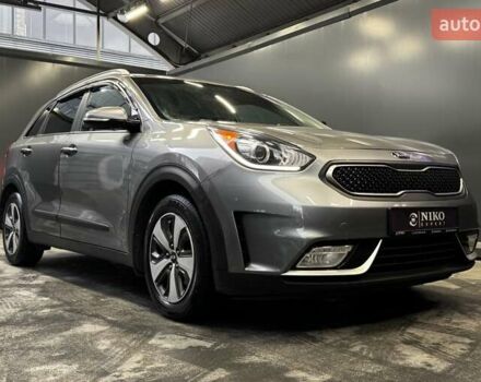 Кіа Niro 2017 у Києві на Automoto.ua Сірий Кіа Niro, об'ємом двигуна 1.6 л та пробігом 213 тис. км за 14000 $, фото 23 на Automoto.ua