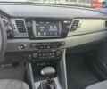 Серый Киа Niro, объемом двигателя 1.59 л и пробегом 190 тыс. км за 14700 $, фото 11 на Automoto.ua