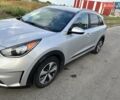 Серый Киа Niro, объемом двигателя 1.59 л и пробегом 166 тыс. км за 15300 $, фото 4 на Automoto.ua