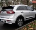 Сірий Кіа Niro, об'ємом двигуна 1.58 л та пробігом 227 тис. км за 14500 $, фото 23 на Automoto.ua