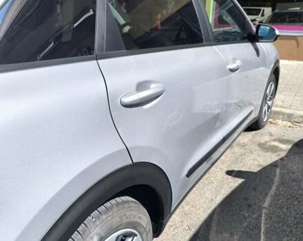 Серый Киа Niro, объемом двигателя 1.58 л и пробегом 160 тыс. км за 16700 $, фото 6 на Automoto.ua