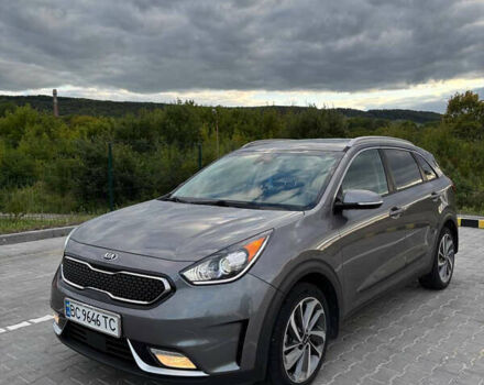 Серый Киа Niro, объемом двигателя 1.6 л и пробегом 144 тыс. км за 17300 $, фото 26 на Automoto.ua