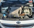 Серый Киа Niro, объемом двигателя 1.58 л и пробегом 118 тыс. км за 2300 $, фото 11 на Automoto.ua