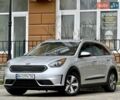 Серый Киа Niro, объемом двигателя 1.58 л и пробегом 227 тыс. км за 14600 $, фото 30 на Automoto.ua