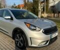 Сірий Кіа Niro, об'ємом двигуна 0.16 л та пробігом 144 тис. км за 17350 $, фото 2 на Automoto.ua