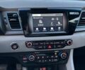 Серый Киа Niro, объемом двигателя 1.58 л и пробегом 126 тыс. км за 15500 $, фото 3 на Automoto.ua