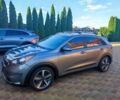 Серый Киа Niro, объемом двигателя 1.6 л и пробегом 141 тыс. км за 15499 $, фото 1 на Automoto.ua