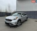 Серый Киа Niro, объемом двигателя 1.58 л и пробегом 160 тыс. км за 15700 $, фото 1 на Automoto.ua