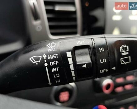 Серый Киа Niro, объемом двигателя 1.6 л и пробегом 73 тыс. км за 20600 $, фото 15 на Automoto.ua