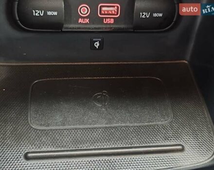 Серый Киа Niro, объемом двигателя 1.6 л и пробегом 73 тыс. км за 20600 $, фото 25 на Automoto.ua