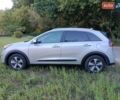 Сірий Кіа Niro, об'ємом двигуна 1.58 л та пробігом 165 тис. км за 15777 $, фото 8 на Automoto.ua