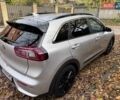 Сірий Кіа Niro, об'ємом двигуна 1.58 л та пробігом 64 тис. км за 17000 $, фото 4 на Automoto.ua