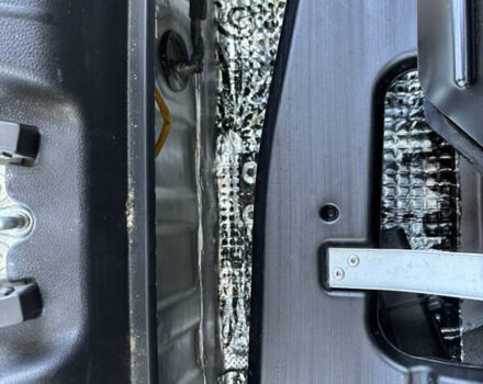 Серый Киа Niro, объемом двигателя 1.6 л и пробегом 40 тыс. км за 20500 $, фото 31 на Automoto.ua