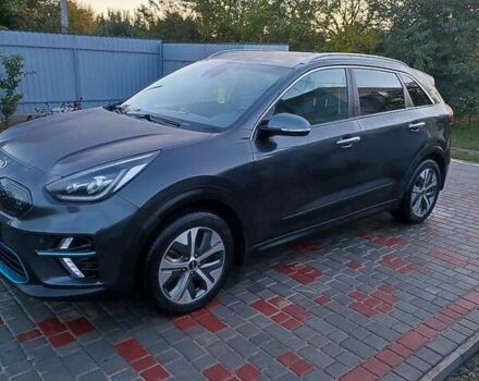 Серый Киа Niro, объемом двигателя 0 л и пробегом 138 тыс. км за 17500 $, фото 9 на Automoto.ua