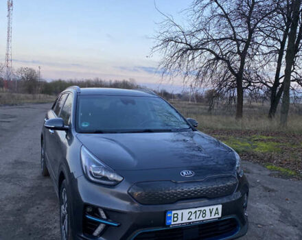 Сірий Кіа Niro, об'ємом двигуна 0 л та пробігом 134 тис. км за 17499 $, фото 1 на Automoto.ua