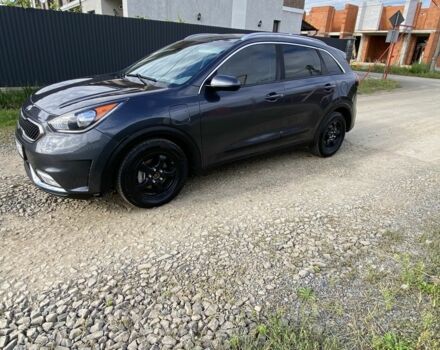 Серый Киа Niro, объемом двигателя 1.6 л и пробегом 134 тыс. км за 16900 $, фото 18 на Automoto.ua