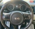 Серый Киа Niro, объемом двигателя 1.58 л и пробегом 135 тыс. км за 17999 $, фото 21 на Automoto.ua