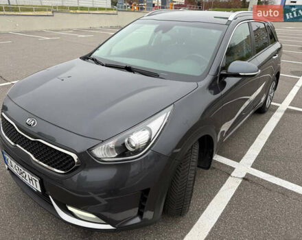 Серый Киа Niro, объемом двигателя 1.58 л и пробегом 162 тыс. км за 17000 $, фото 26 на Automoto.ua