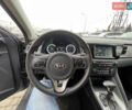 Сірий Кіа Niro, об'ємом двигуна 1.58 л та пробігом 208 тис. км за 14200 $, фото 5 на Automoto.ua