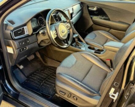Сірий Кіа Niro, об'ємом двигуна 1.6 л та пробігом 48 тис. км за 6100 $, фото 6 на Automoto.ua