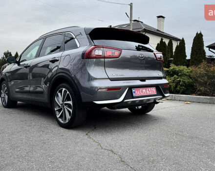 Серый Киа Niro, объемом двигателя 1.58 л и пробегом 111 тыс. км за 17400 $, фото 15 на Automoto.ua