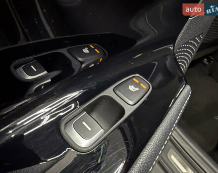 Серый Киа Niro, объемом двигателя 1.58 л и пробегом 98 тыс. км за 20999 $, фото 23 на Automoto.ua