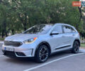 Серый Киа Niro, объемом двигателя 1.6 л и пробегом 122 тыс. км за 16700 $, фото 25 на Automoto.ua