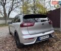 Сірий Кіа Niro, об'ємом двигуна 1.58 л та пробігом 64 тис. км за 17000 $, фото 2 на Automoto.ua