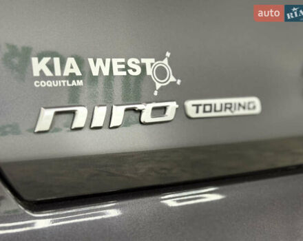 Серый Киа Niro, объемом двигателя 1.58 л и пробегом 98 тыс. км за 20999 $, фото 32 на Automoto.ua