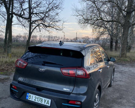 Сірий Кіа Niro, об'ємом двигуна 0 л та пробігом 134 тис. км за 17499 $, фото 10 на Automoto.ua