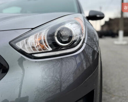 Серый Киа Niro, объемом двигателя 1.58 л и пробегом 111 тыс. км за 17400 $, фото 46 на Automoto.ua