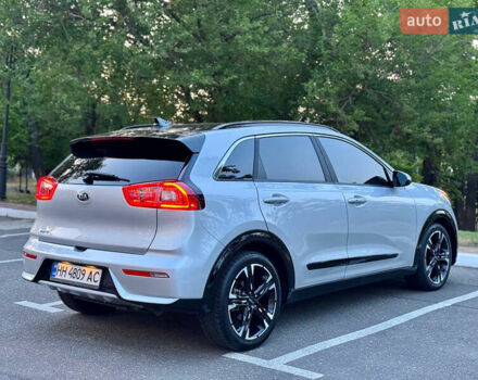 Серый Киа Niro, объемом двигателя 1.6 л и пробегом 122 тыс. км за 16700 $, фото 30 на Automoto.ua