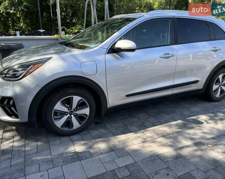 Серый Киа Niro, объемом двигателя 1.6 л и пробегом 40 тыс. км за 20500 $, фото 16 на Automoto.ua