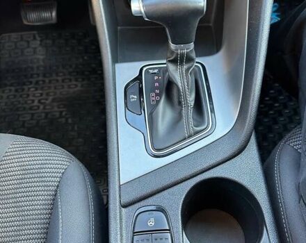 Серый Киа Niro, объемом двигателя 1.59 л и пробегом 77 тыс. км за 15200 $, фото 8 на Automoto.ua