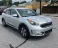 Серый Киа Niro, объемом двигателя 1.6 л и пробегом 35 тыс. км за 12600 $, фото 2 на Automoto.ua
