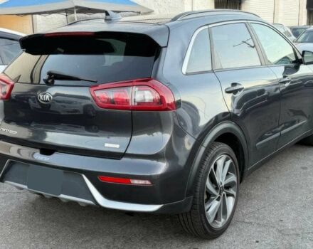 Сірий Кіа Niro, об'ємом двигуна 1.6 л та пробігом 48 тис. км за 6100 $, фото 3 на Automoto.ua