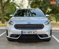 Серый Киа Niro, объемом двигателя 1.6 л и пробегом 122 тыс. км за 16700 $, фото 1 на Automoto.ua