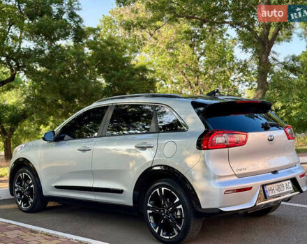 Серый Киа Niro, объемом двигателя 1.6 л и пробегом 122 тыс. км за 16700 $, фото 6 на Automoto.ua