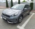 Сірий Кіа Niro, об'ємом двигуна 1.58 л та пробігом 120 тис. км за 16950 $, фото 1 на Automoto.ua