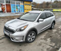 Серый Киа Niro, объемом двигателя 1.58 л и пробегом 143 тыс. км за 17500 $, фото 12 на Automoto.ua